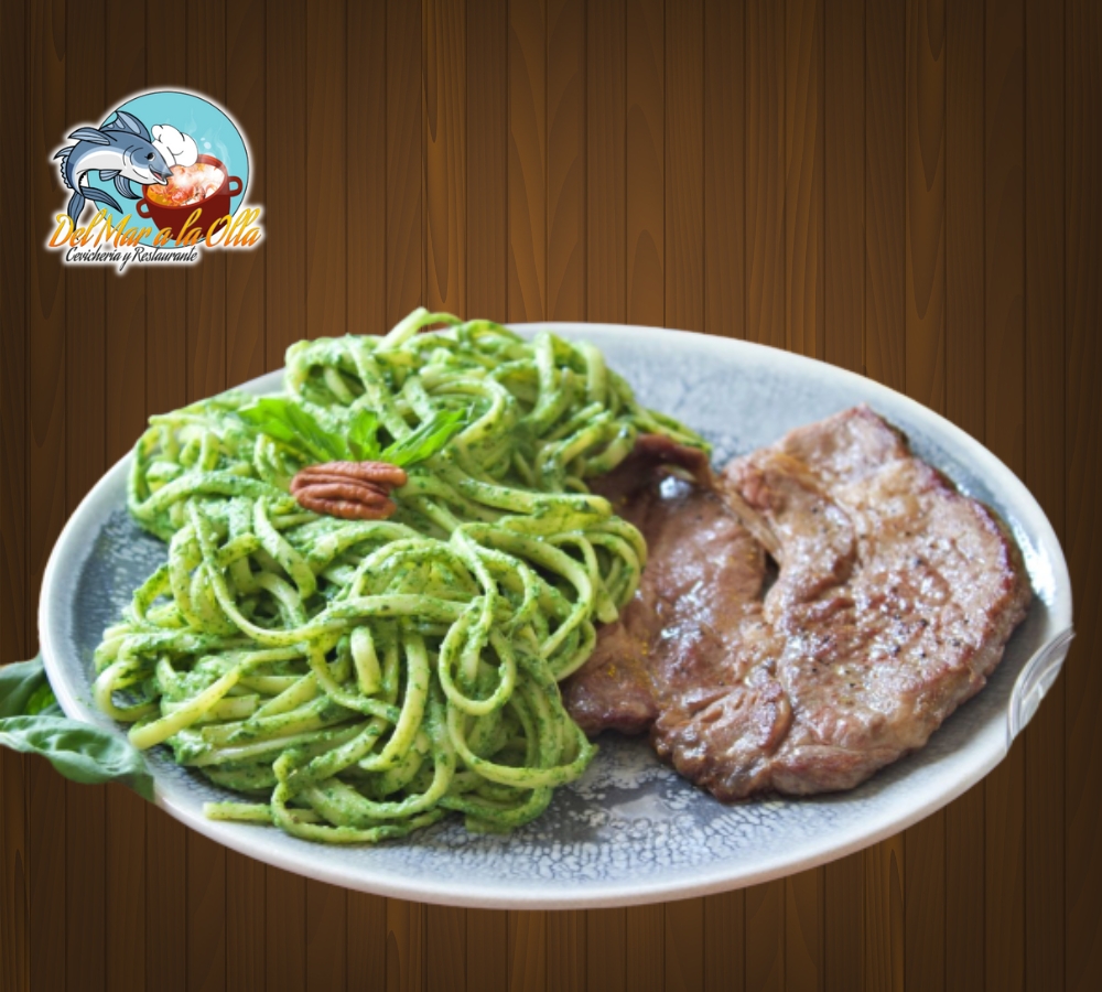 Fetuccini al Pesto con Bistec